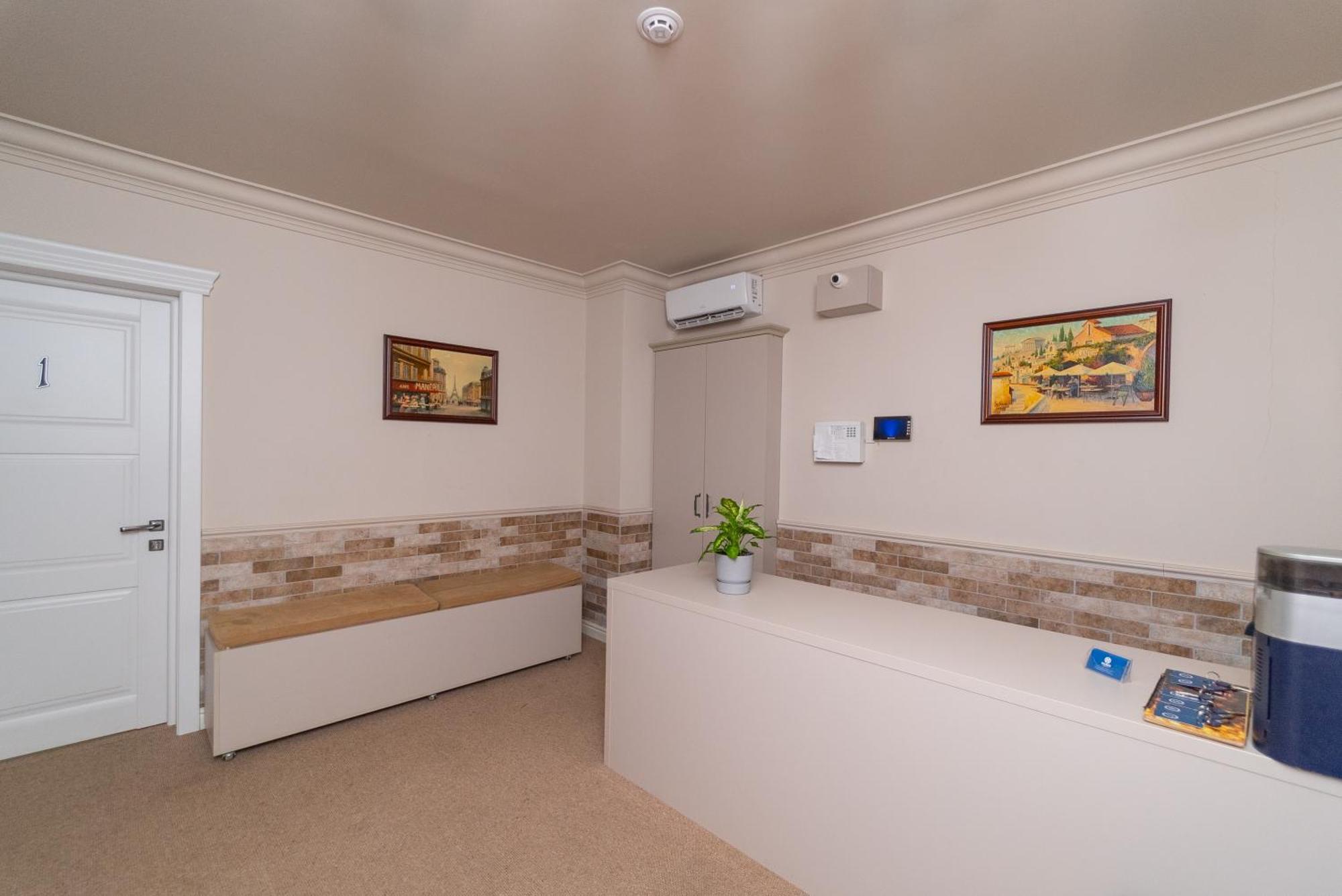 אודסה Maner Hotel מראה חיצוני תמונה